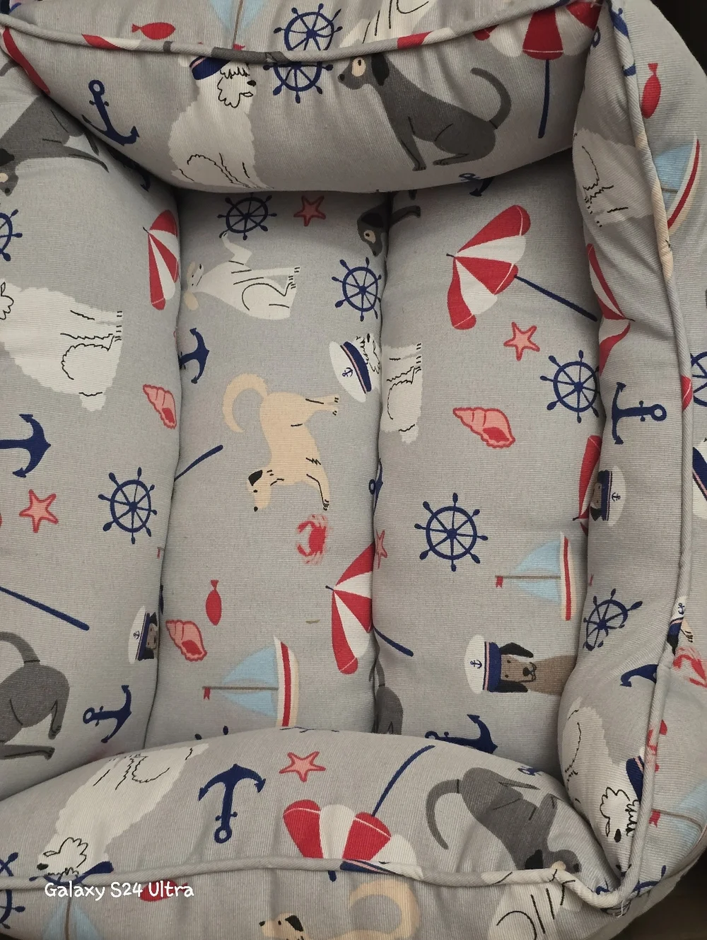 Caribbean Joe Pet Bed NEW